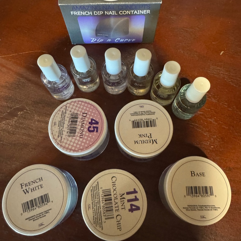 Dip n Curve Nail Kit with Assorted Colors